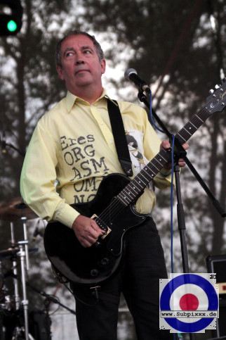 Buzzcocks (UK) Mighty Sounds Festival - Tabor (CZ) - Blue Stage 18. Juli 2009 (3).JPG